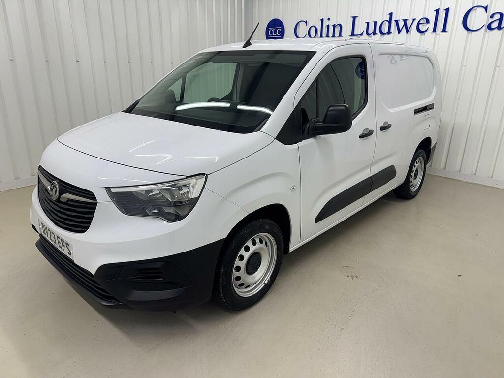 Vauxhall Combo 1.5 Turbo D 2300 Prime Panel Van 6Dr White #3