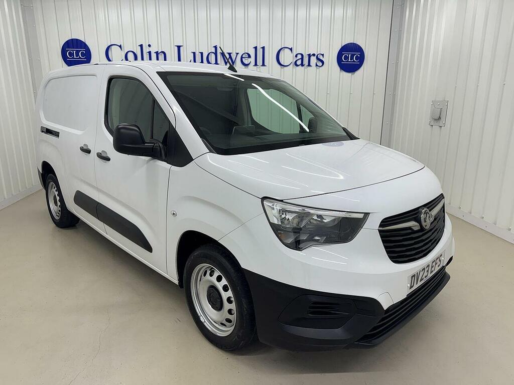 Vauxhall Combo 1.5 Turbo D 2300 Prime Panel Van 6Dr White