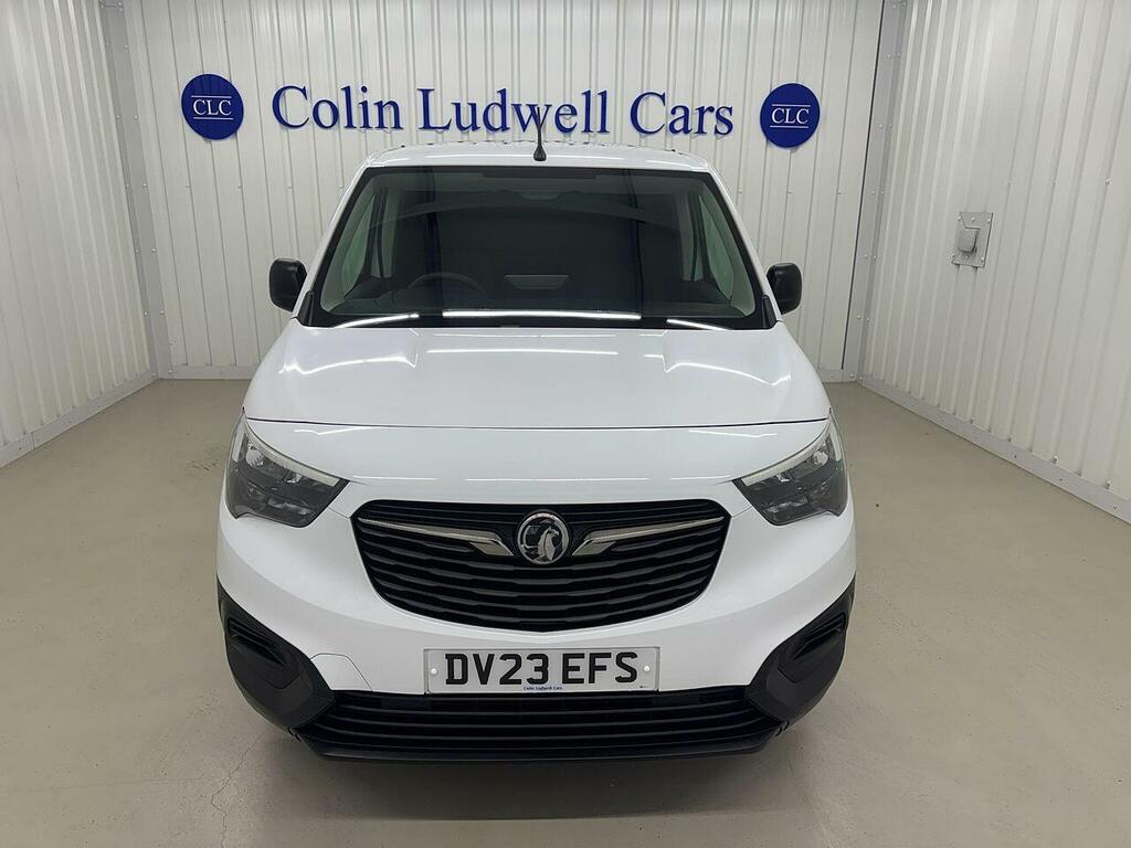 Vauxhall Combo 1.5 Turbo D 2300 Prime Panel Van 6Dr White #2