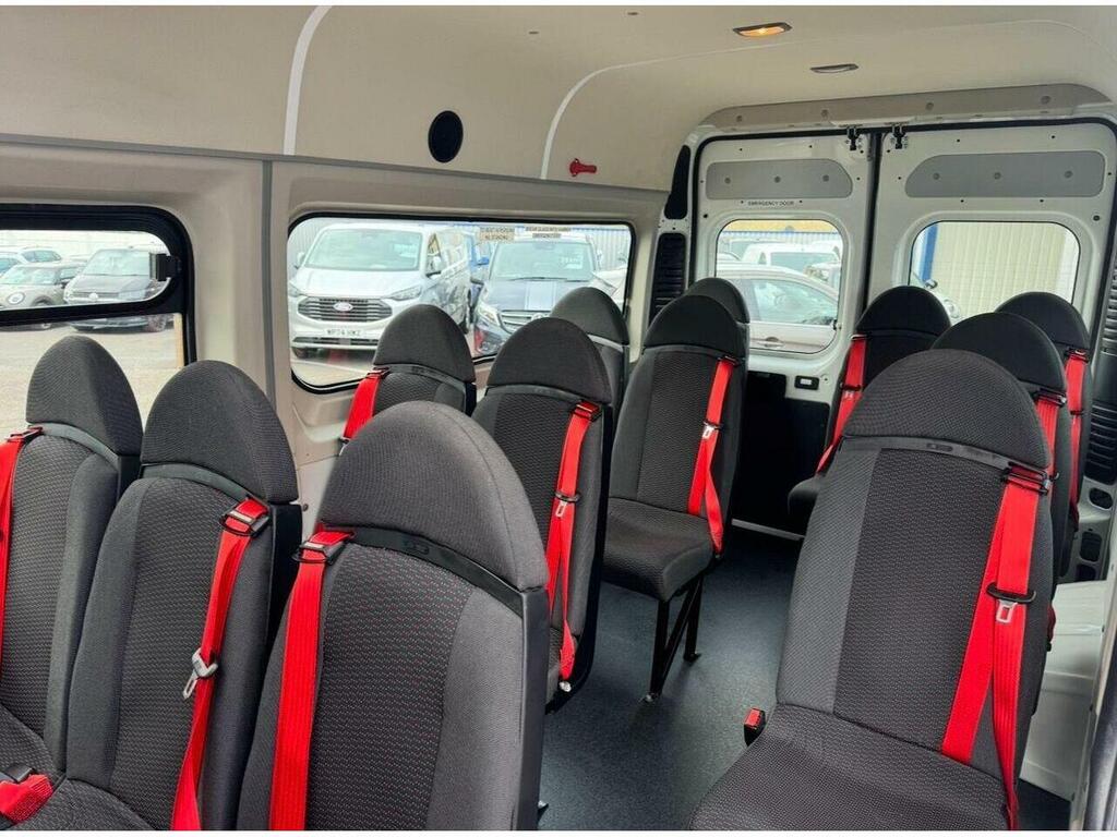 Citroen Relay 2.0 Bluehdi White #9