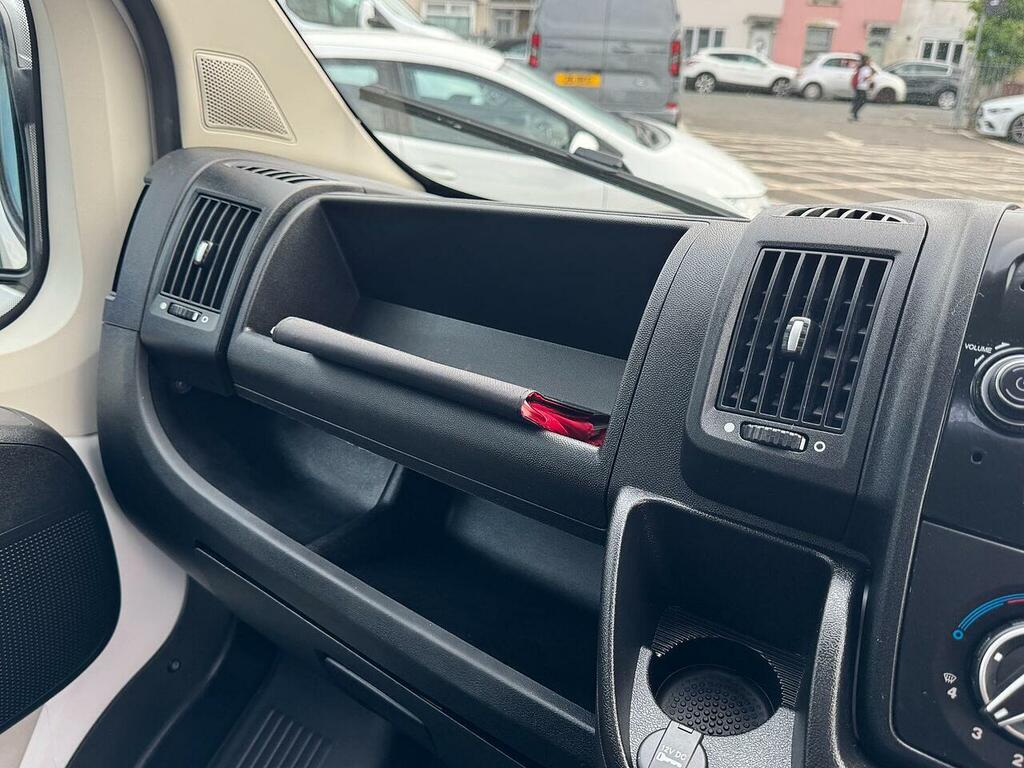 Citroen Relay 2.0 Bluehdi White #27