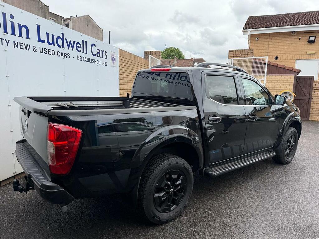 Nissan Navara 2.3 Dci N-guard Double Cab Pickup Manua Black #3