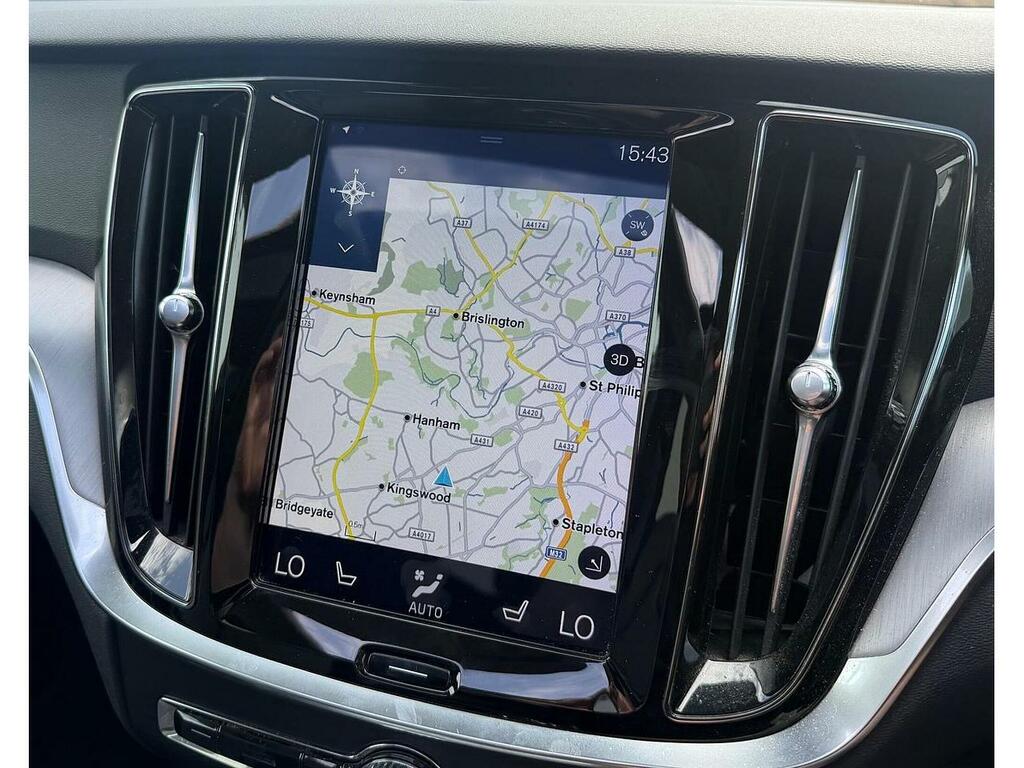 Volvo V60 2.0 T5 Momentum Plus Euro 6 Ss White #6