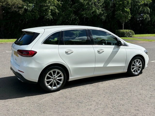 Mercedes-Benz B Class Amg Line White #8