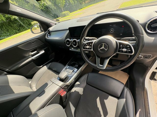 Mercedes-Benz B Class Amg Line White #14