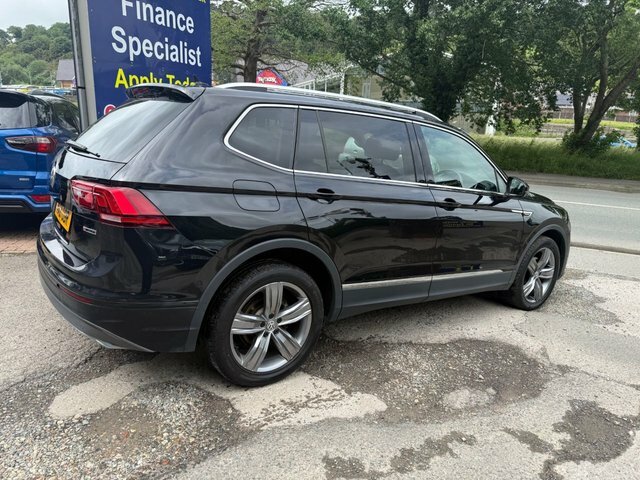 Volkswagen Tiguan Allspace 2021 21 2.0 Tdi Match Suv Dsg 4Motion E Black #6