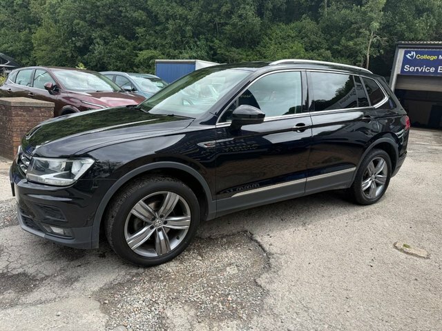 Volkswagen Tiguan Allspace 2021 21 2.0 Tdi Match Suv Dsg 4Motion E Black #3