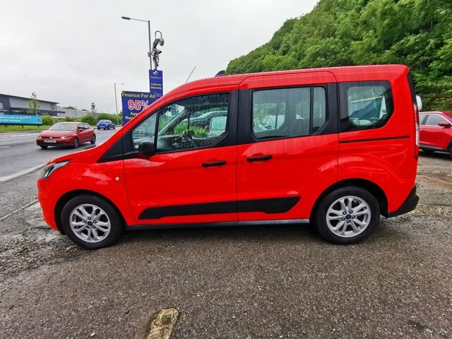 Ford Tourneo Connect 2021 71 1.5 Ecoblue Zetec Mpv Eu Red #3