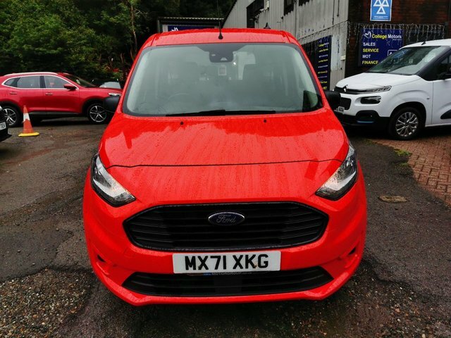 Ford Tourneo Connect 2021 71 1.5 Ecoblue Zetec Mpv Eu Red #2