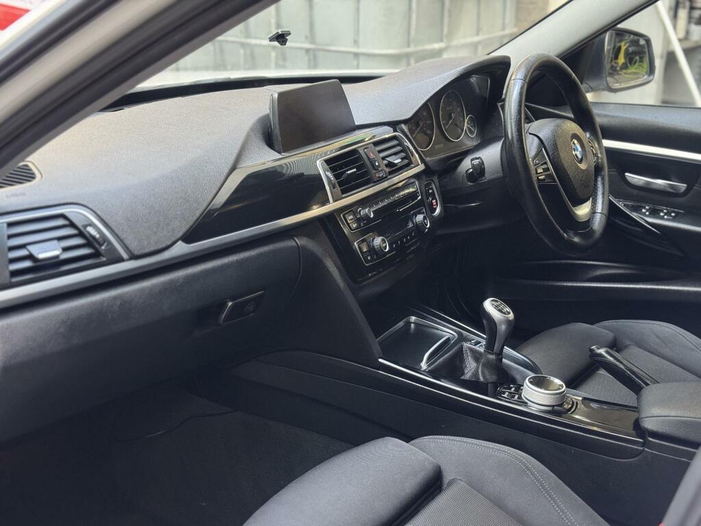 BMW 3 Series Saloon 2.0 320I Sport Euro 6 Ss 2016 Grey #28
