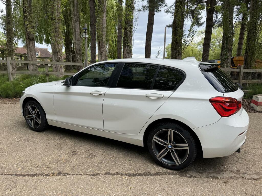 BMW 1 Series Se Silver #17