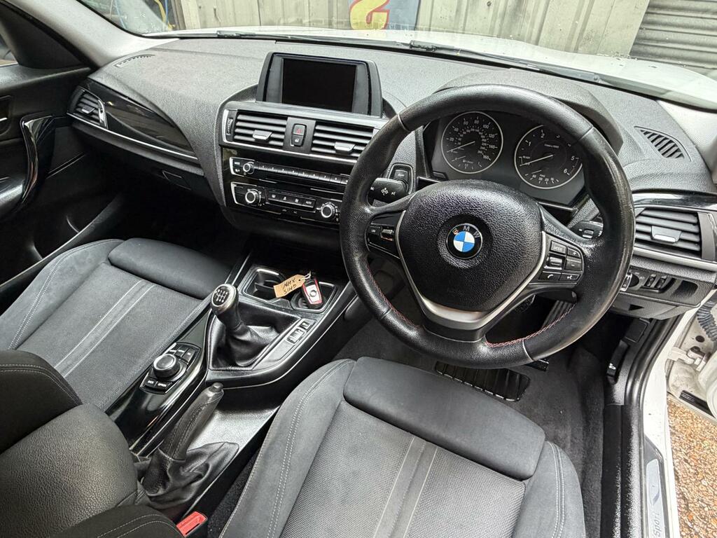 BMW 1 Series Se Silver #2