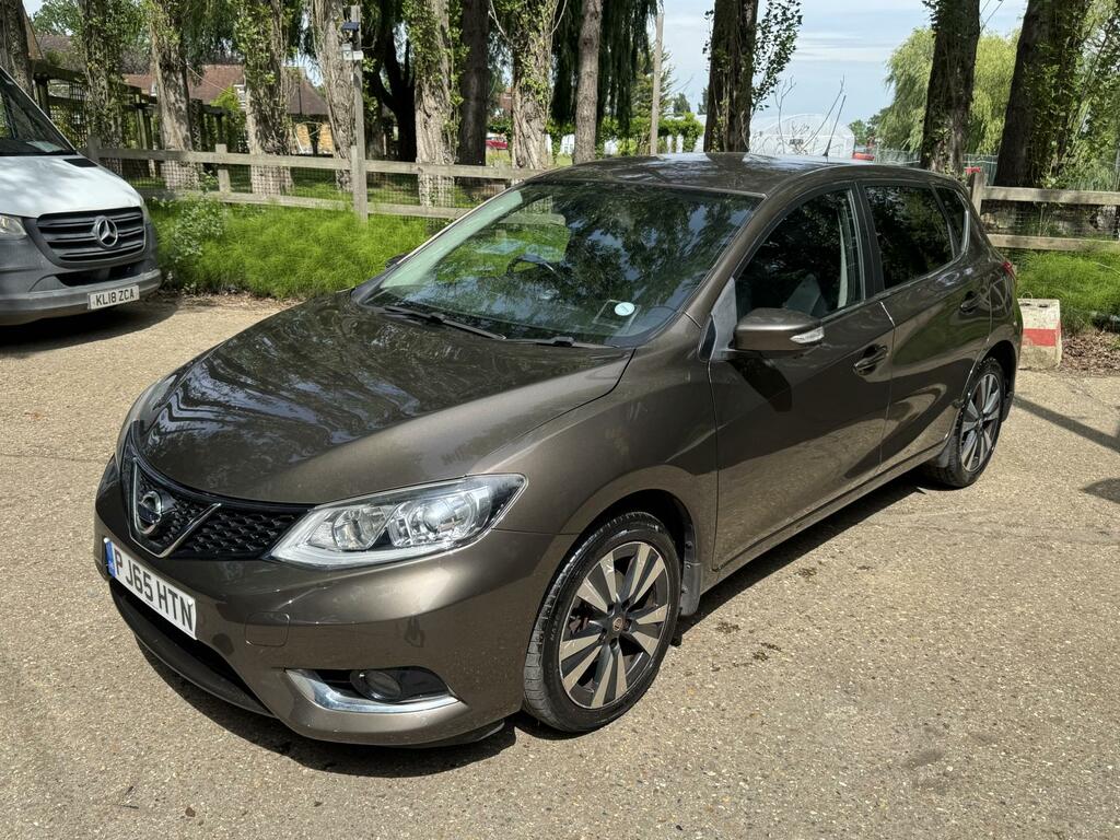 Nissan Pulsar Tekna Beige #4