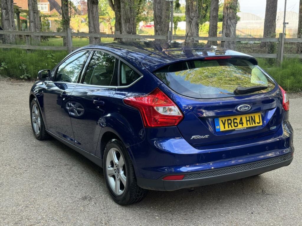 Ford Focus 1.6 Tdci Zetec Navigator Euro 5 Ss White #2