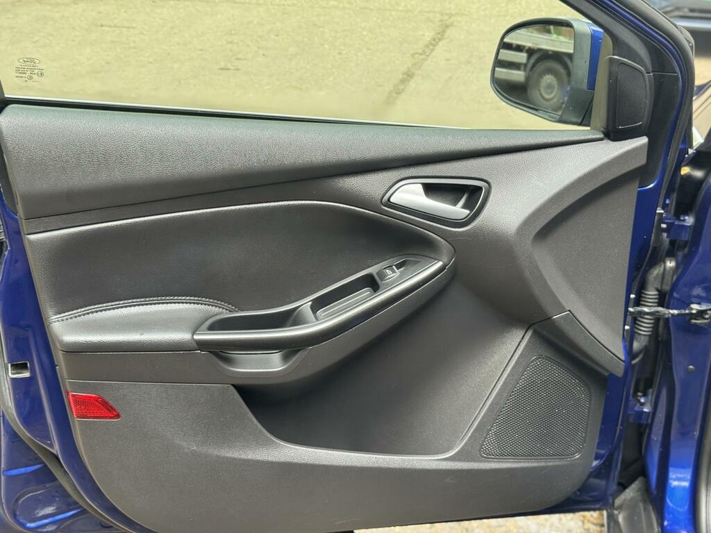 Ford Focus 1.6 Tdci Titanium Euro 5 Ss Blue #25