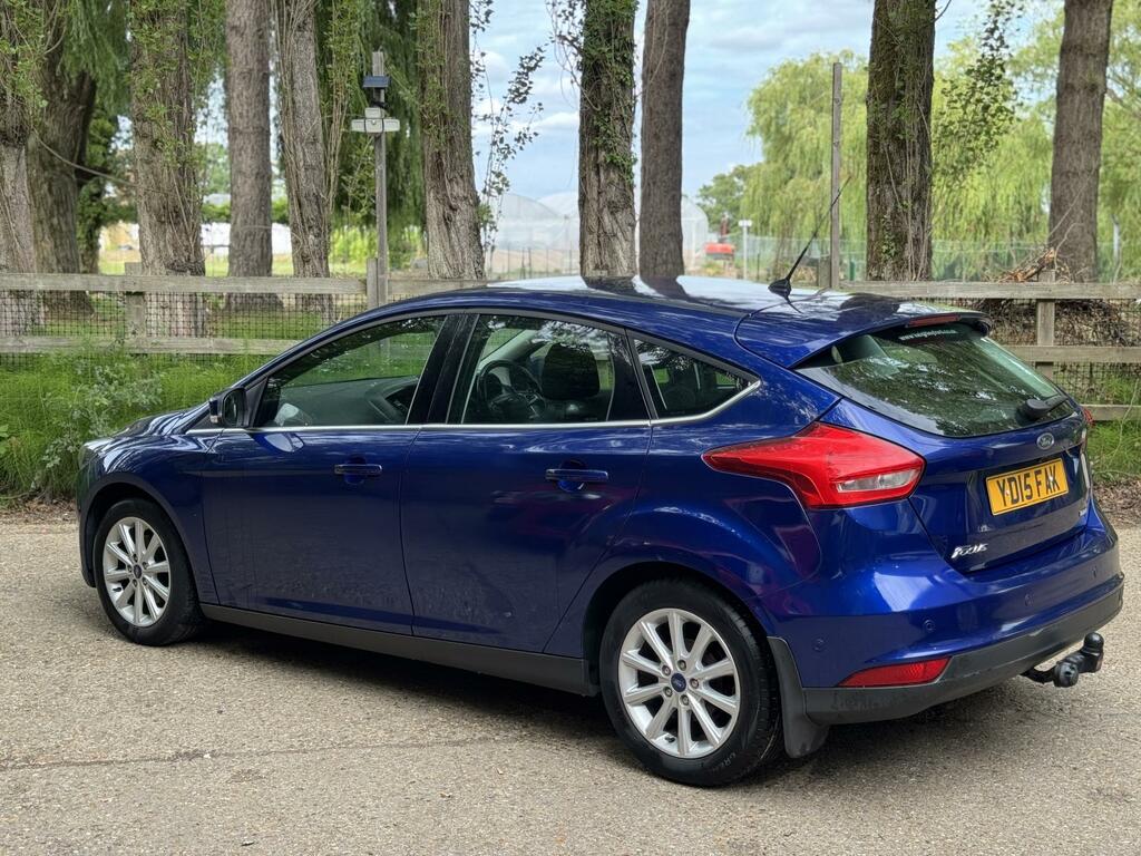 Ford Focus Titanium X Blue #5