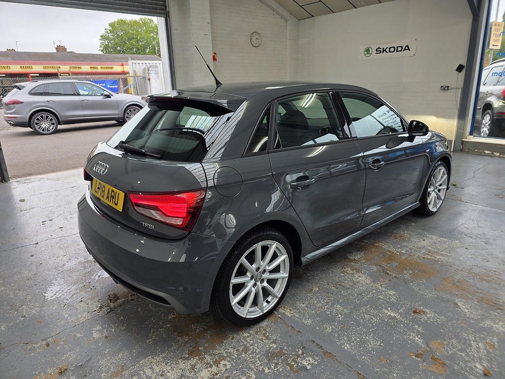 Audi A1 1.4 Tfsi S Line Sportback Euro 6 LP18ARU Grey #4