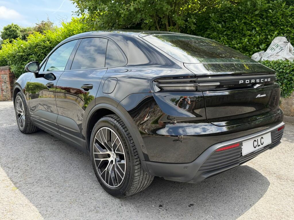 Porsche Macan Ev  Black #4