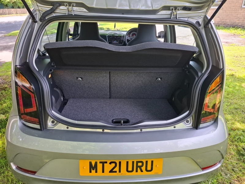 Volkswagen Up Up White #7