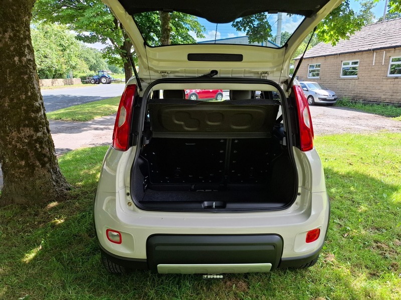 Fiat Panda 0.9 Twinair Lounge Dualogic Red #7