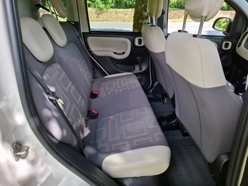 Fiat Panda 0.9 Twinair Lounge Dualogic Red #16