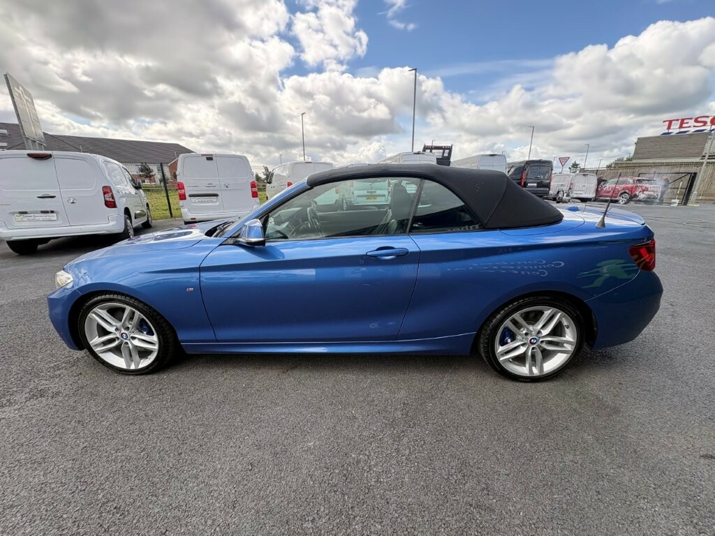 BMW 2 Series 2.0 220D M Sport 190 Convertible - Blue #4