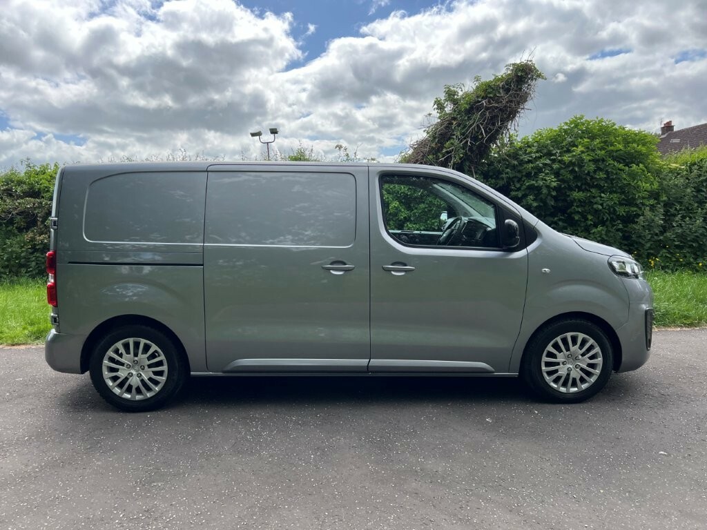 Vauxhall Vivaro 1.5 2700 Pro 120 L1h1 Grey #2