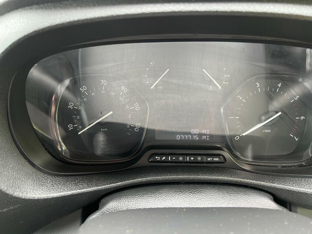 Vauxhall Vivaro 3100 2.0D 145Ps Sportive H1 Van Grey #15