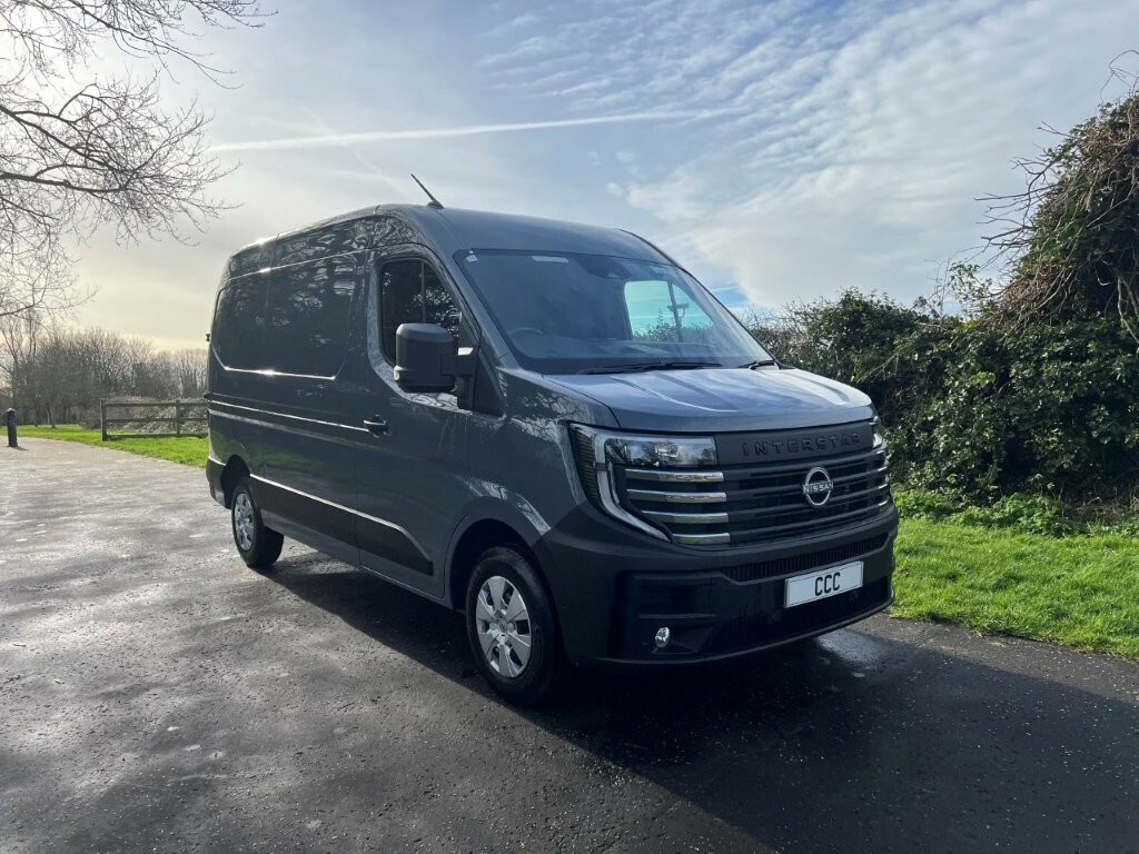 Nissan InterStar 2.0 Dci 35 150Tekna L2h2 5 Year Warranty Grey
