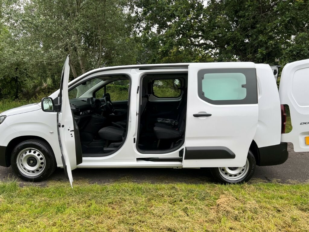 Fiat Doblo 1.5 Multijet3 1000Kg Combi Van Double Cab 6Dr Dies White #10