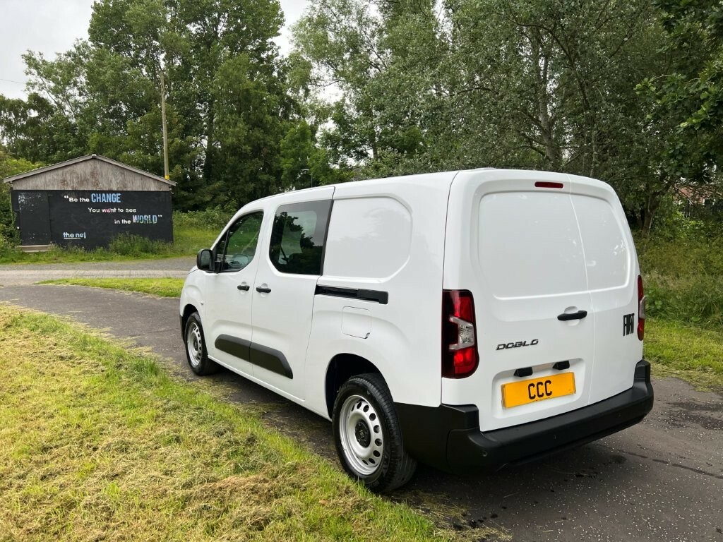 Fiat Doblo 1.5 Multijet3 1000Kg Combi Double Cab 100 L2 5 White #5