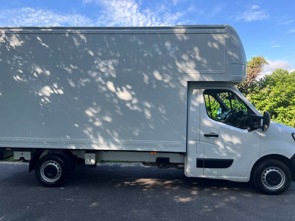 Renault Master 2.3 Dci Energy 35 Buisness Fwd 145 Luton With Ta White #2