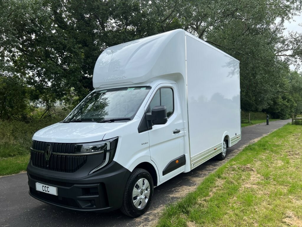 Renault Master 2026 Ll35 Dci Advance Fwd Low Loader 150 4.5M White #5
