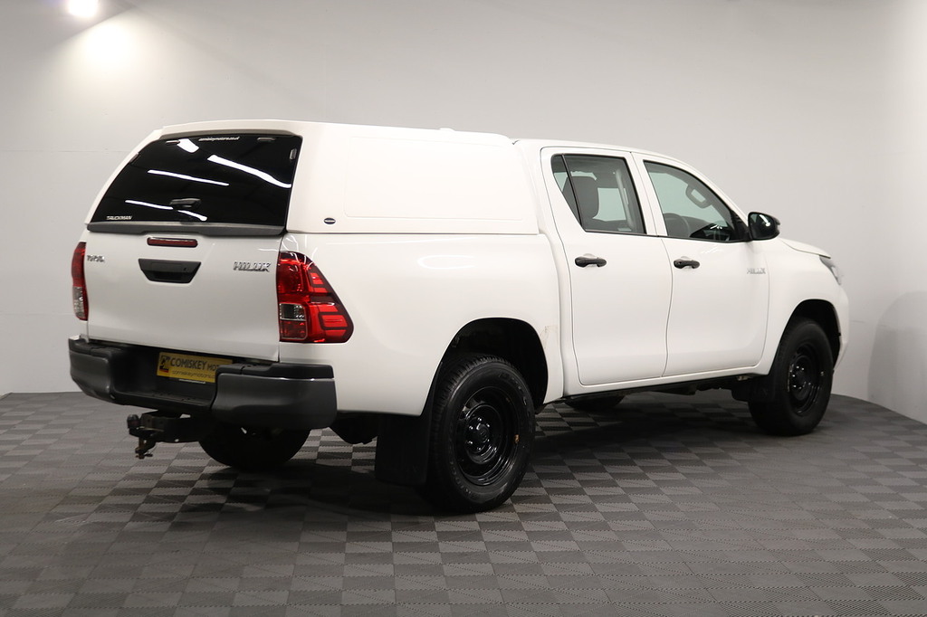 Toyota HILUX D-4d Active YG22SXO White #6