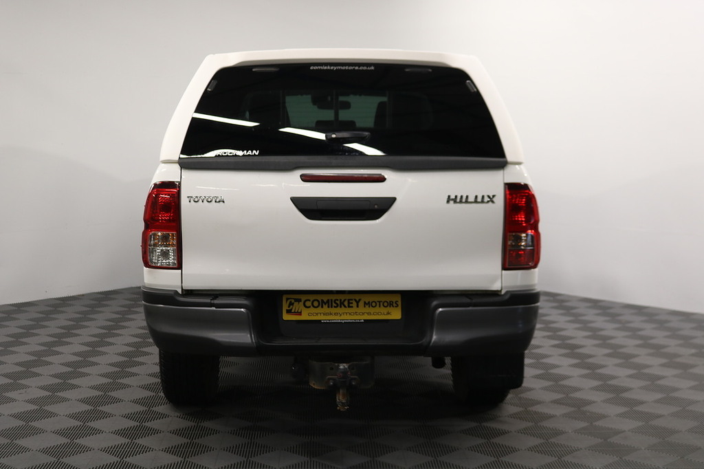 Toyota HILUX D-4d Active YG22SXO White #5
