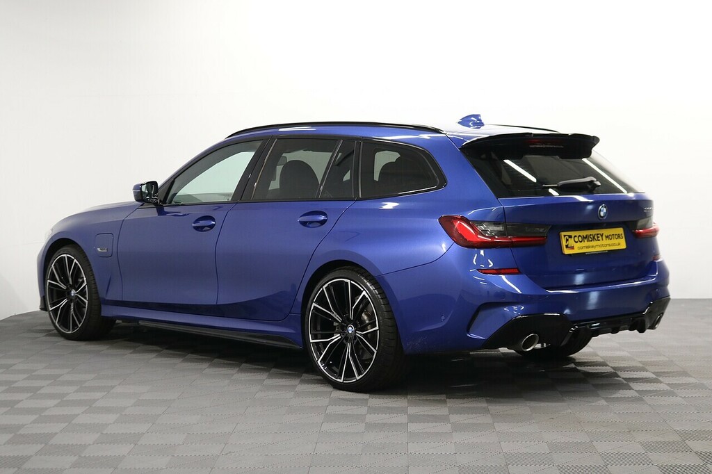 BMW 3 Series 330E M Sport HX71RPU Blue #4