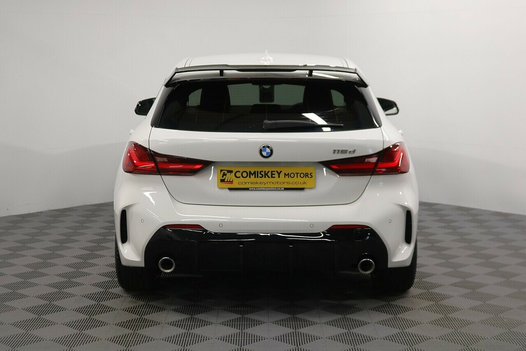 BMW 1 Series 116D M Sport White #5