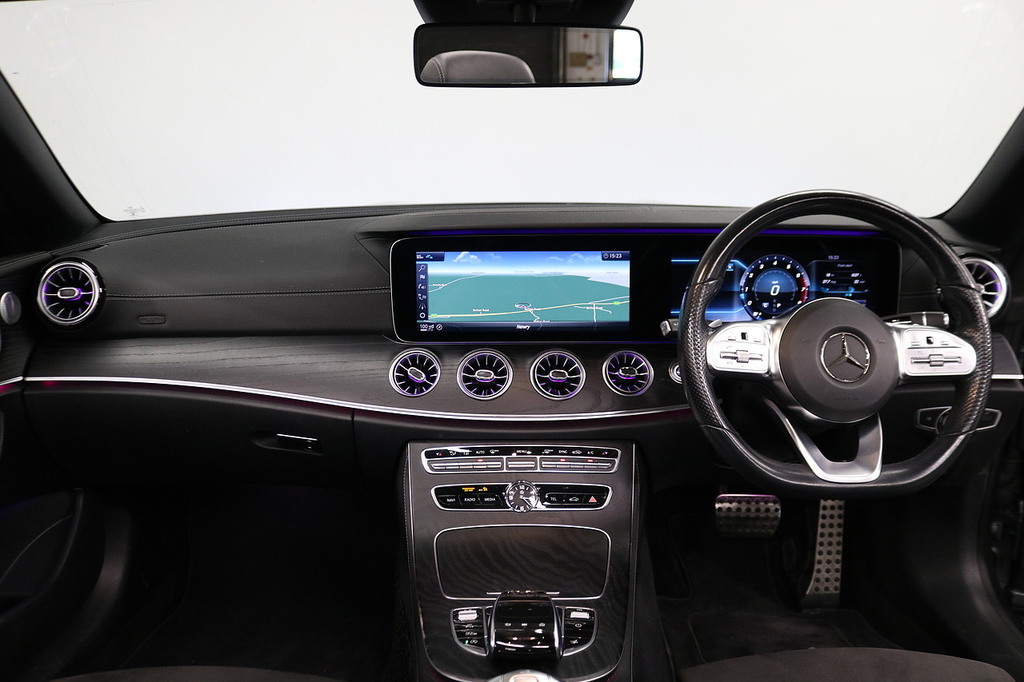 Mercedes-Benz E Class E220d Amg Line Premium Plus 9G-tronic Green #21