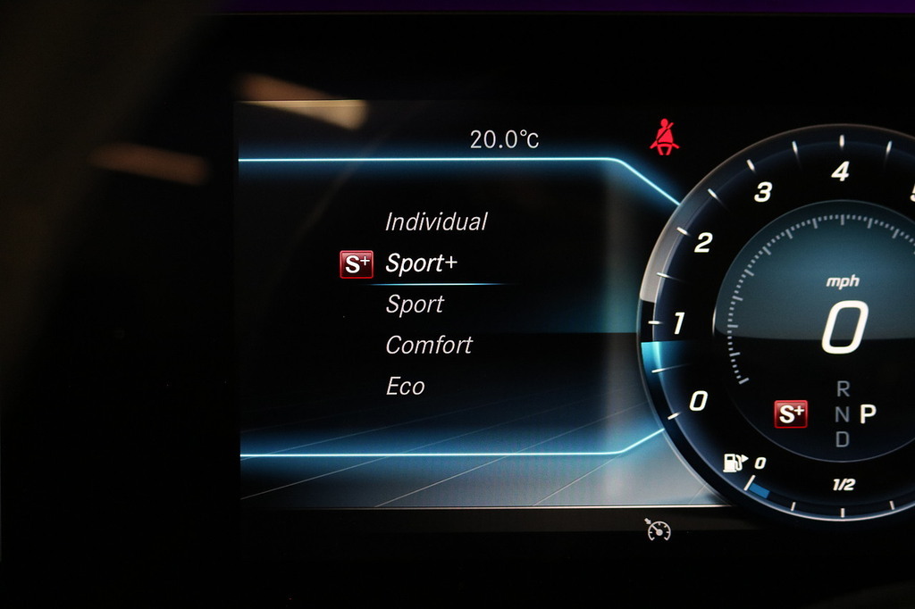 Mercedes-Benz E Class E220d Amg Line Premium Plus 9G-tronic Green #49