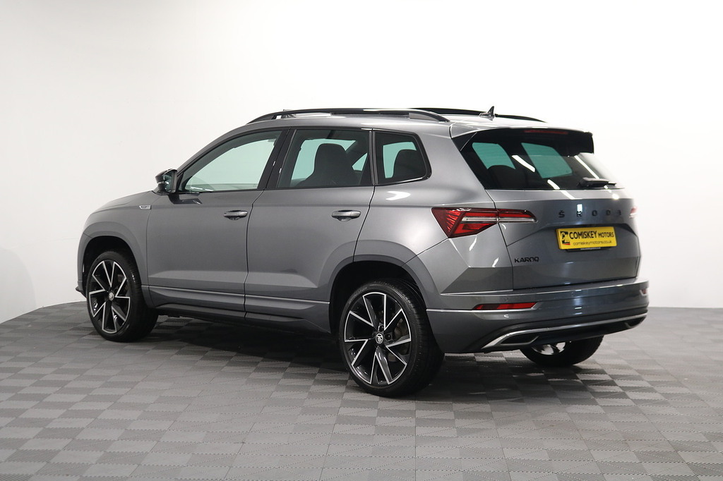 Skoda Karoq Tsi Act Sportline Grey #4
