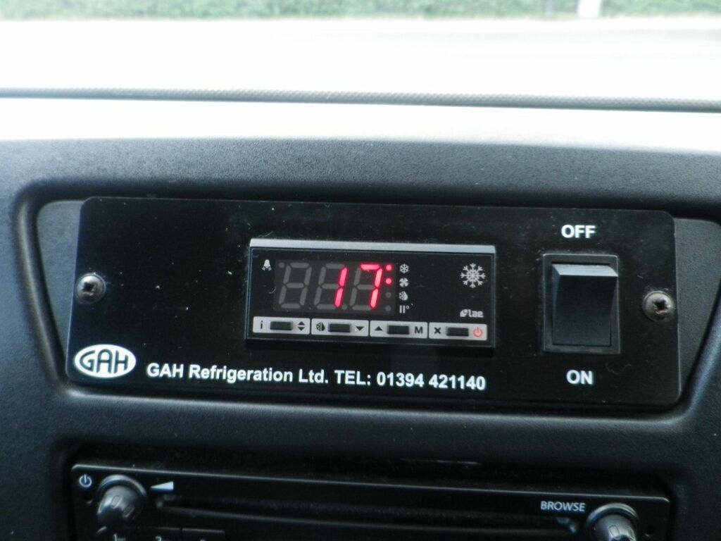Nissan NV400 Temperature Controlled Dci Se Hr Lwb Refrigerated White #6