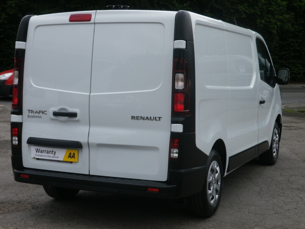 Renault Trafic Panel Van 2.0 Sl28 Blue Dci 130 Business Panel Van HN23JVM White #4