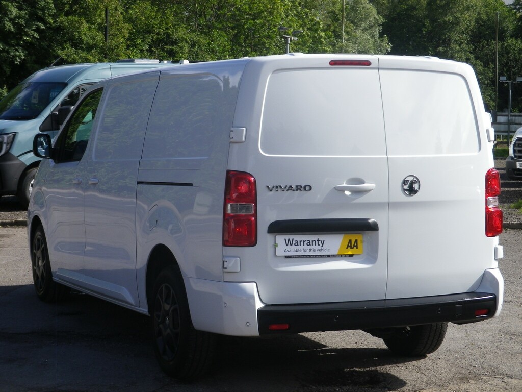 Vauxhall Vivaro Panel Van 2.0 Vivaro Panelvan L2 Pro 2.0Td 145 Mt6 DT24YJJ White #3