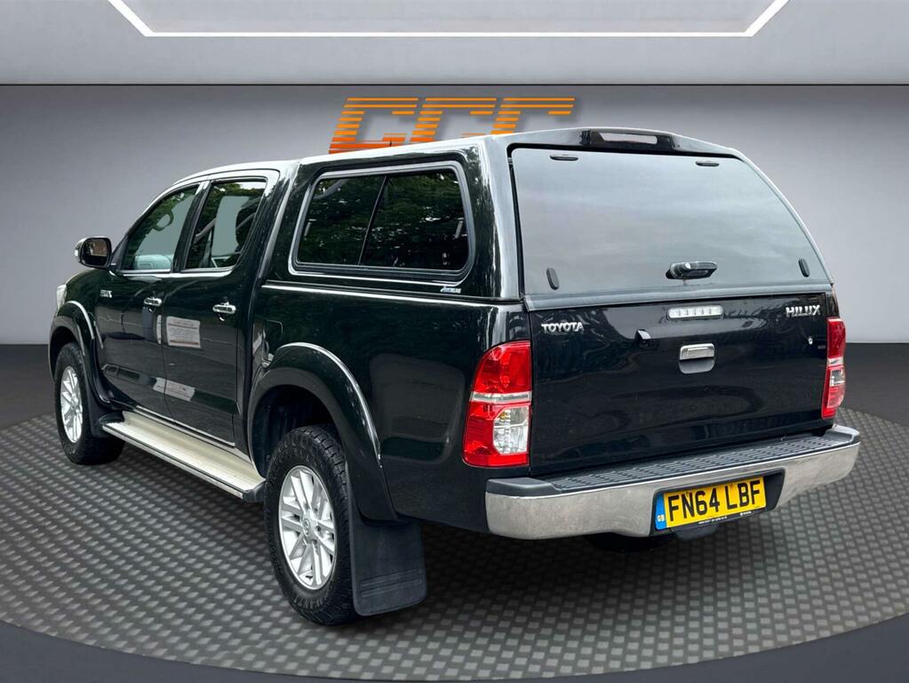 Toyota HILUX Active 4X4 D-4d Sc White #9