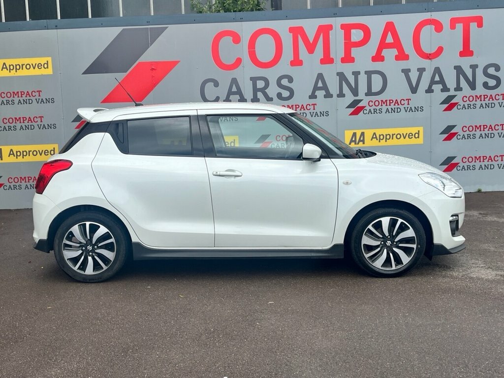 Suzuki Swift 1.2L Attitude White #4