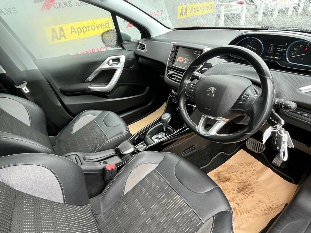 Peugeot 2008 1.2L Allure Premium Grey #6