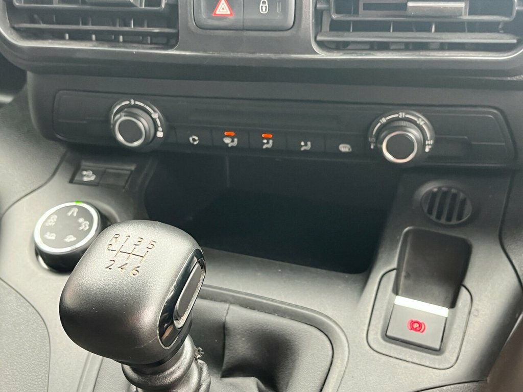 Citroen Berlingo 1.5 Bluehdi Driver Pro Black #13