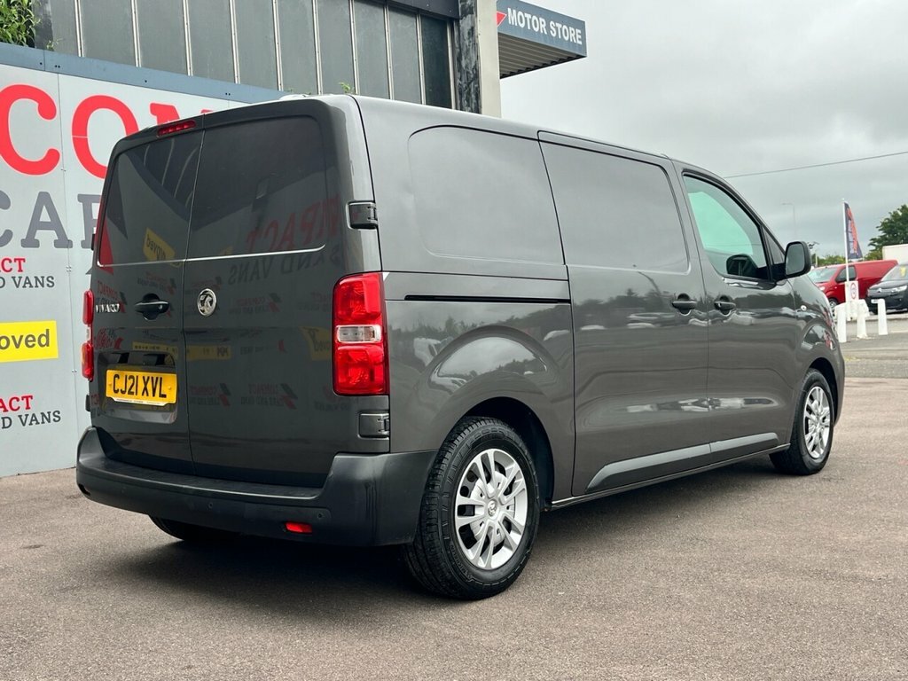 Vauxhall Vivaro 1.5L Dynamic 6Dr Grey #5