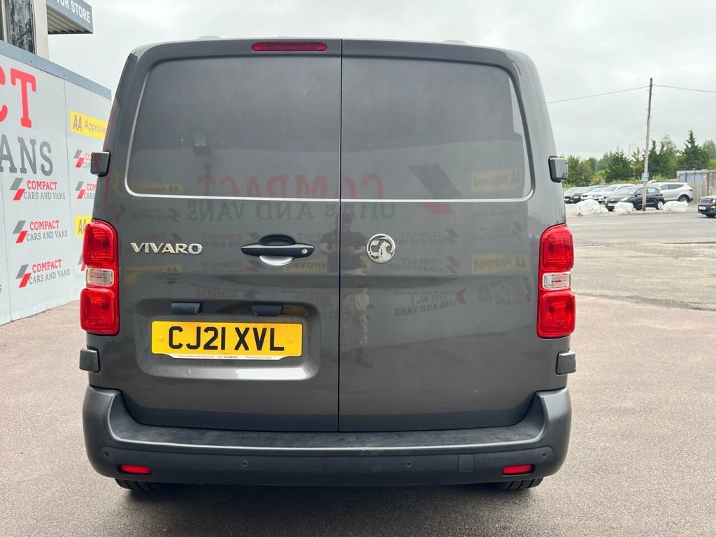 Vauxhall Vivaro 1.5L Dynamic 6Dr Grey #6