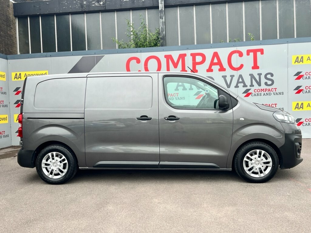 Vauxhall Vivaro 1.5L Dynamic 6Dr Grey #4
